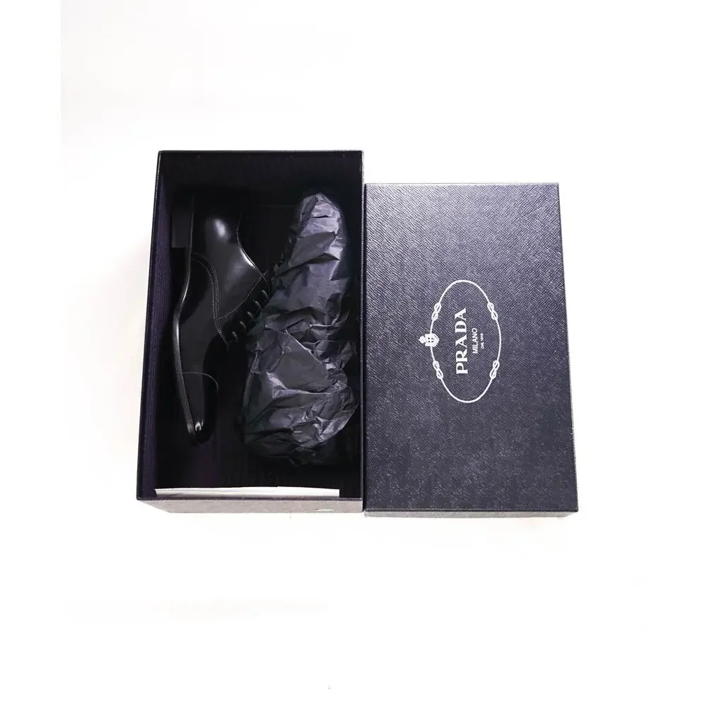 $980 PRADA- Leather Spazzolato Oxfords W Logo Inset Heel 7US